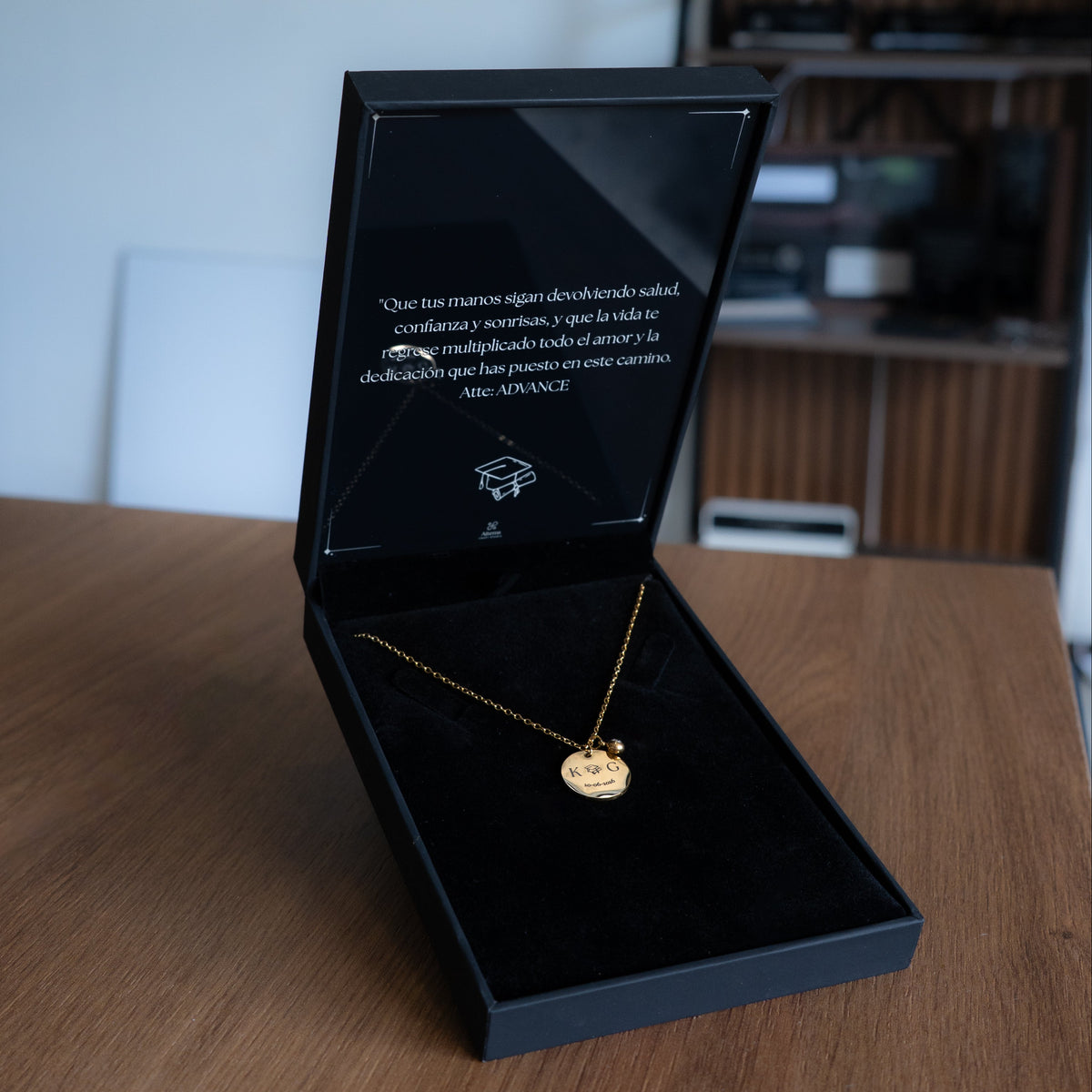 Collar Stella